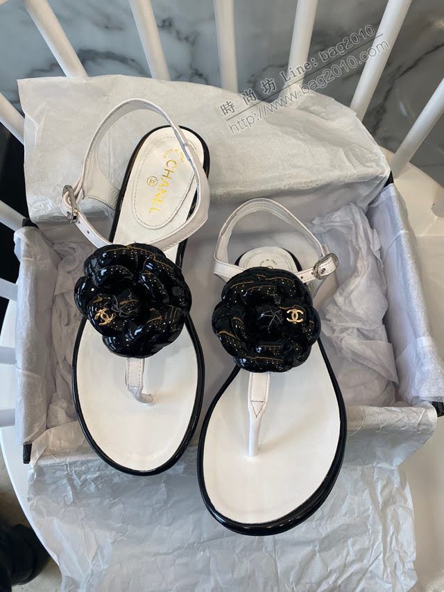 Chanel女鞋 香奈兒經典新款 真皮底 香奈兒羊皮山茶花涼鞋  naq1288